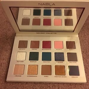 eyeshadow palette